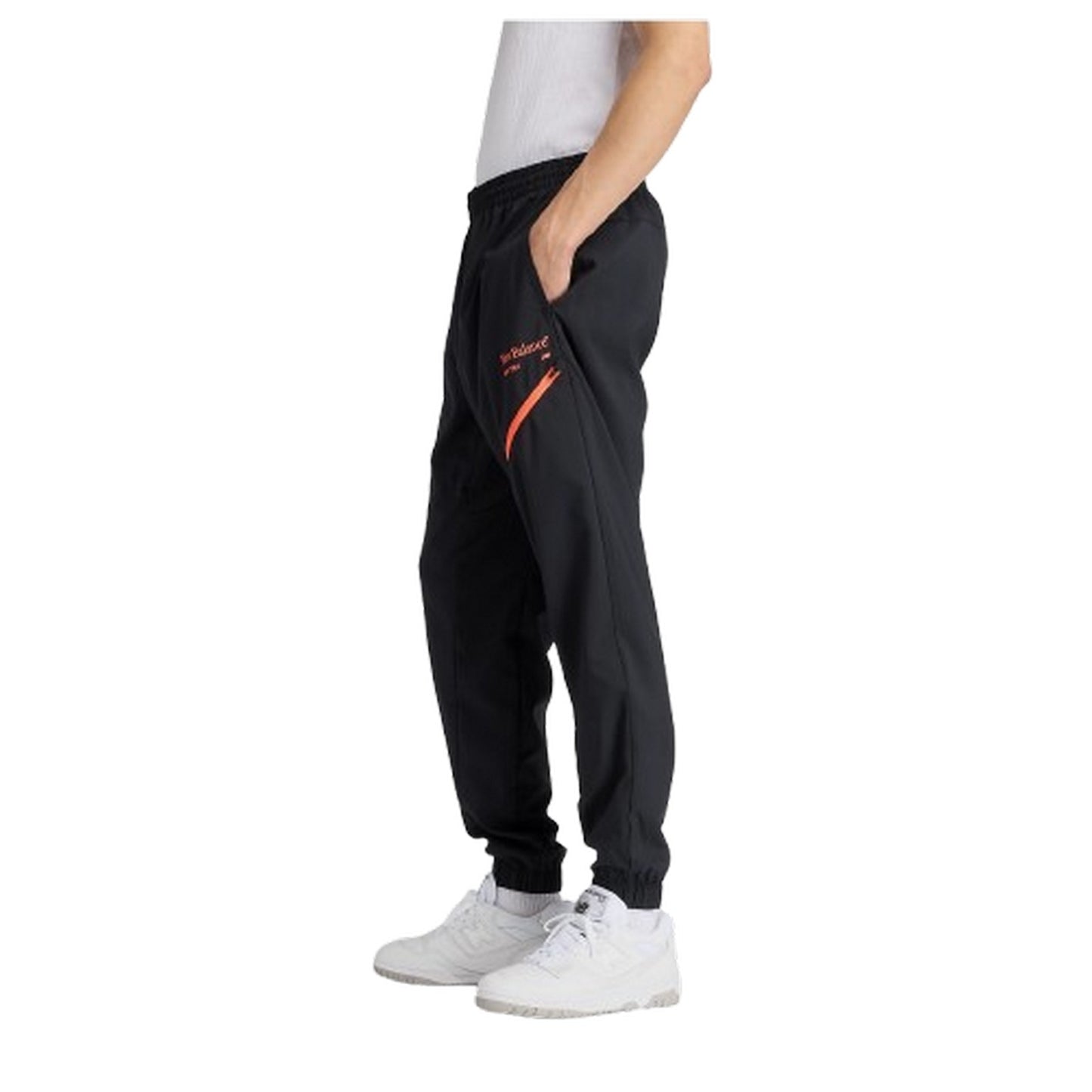 Pantaloni Uomo New Balance - Reimagined Woven Jogger - Nero