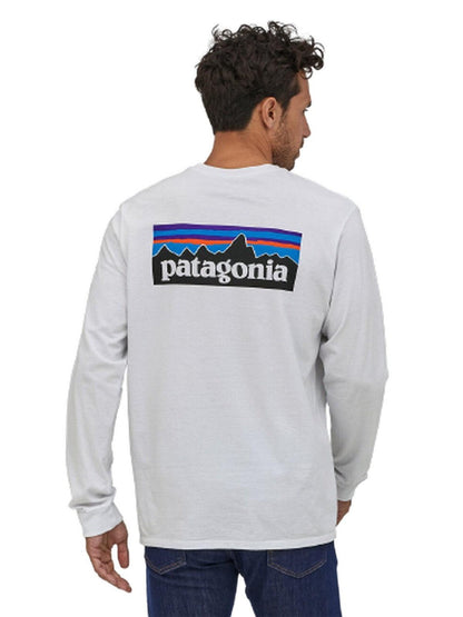 Maglie a manica lunga Uomo Patagonia - M's L/S P6 Logo ResponsibiliTee - Bianco