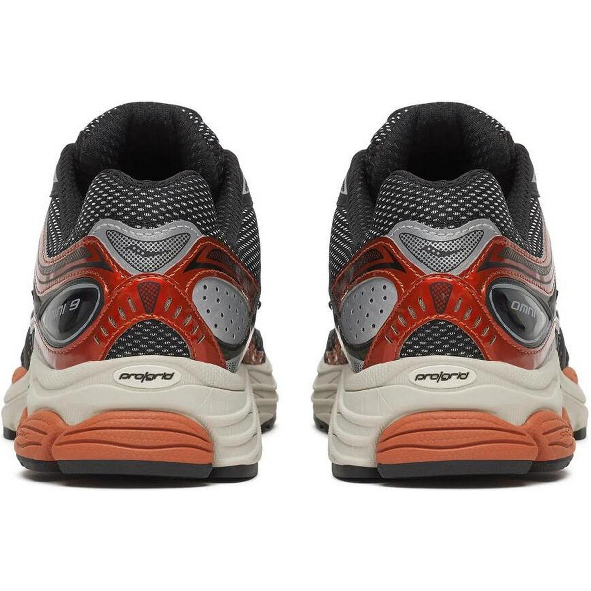 Sneaker Unisex Saucony - Progrid Omni 9 - Nero