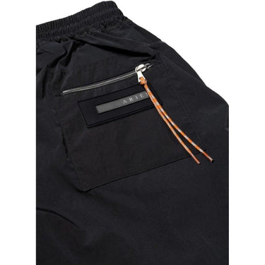 Spodenki unisex Aries - Klasyczna wiatrówka krótka - Czarna