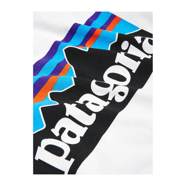 T-shirt męski Patagonia – M's P-6 Logo Responsibili-Tee – Biały