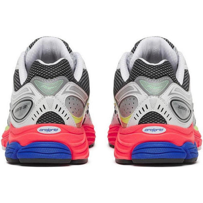 Sneaker Unisex Saucony - Progrid Omni 9 - Bianco